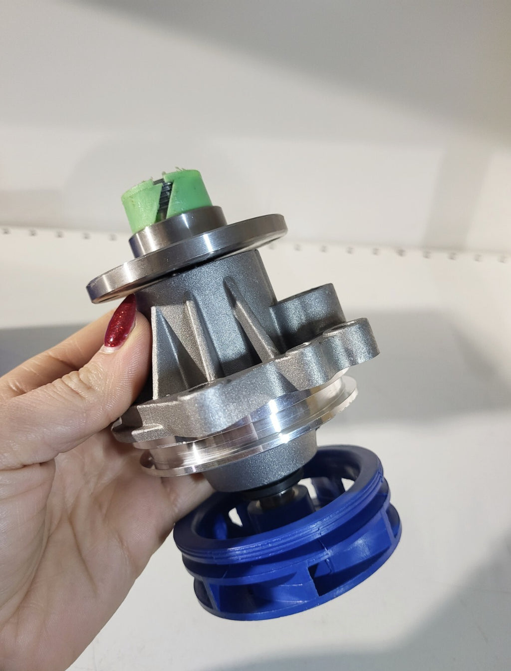 BMW E46 E39 E38 E60 Coolant pump, mechanical 11517509985