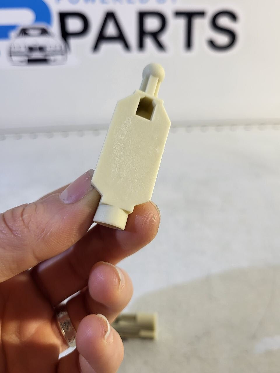 BMW E39 Pre-Facelift Headlight Adjusting element ROMIX 63120027924