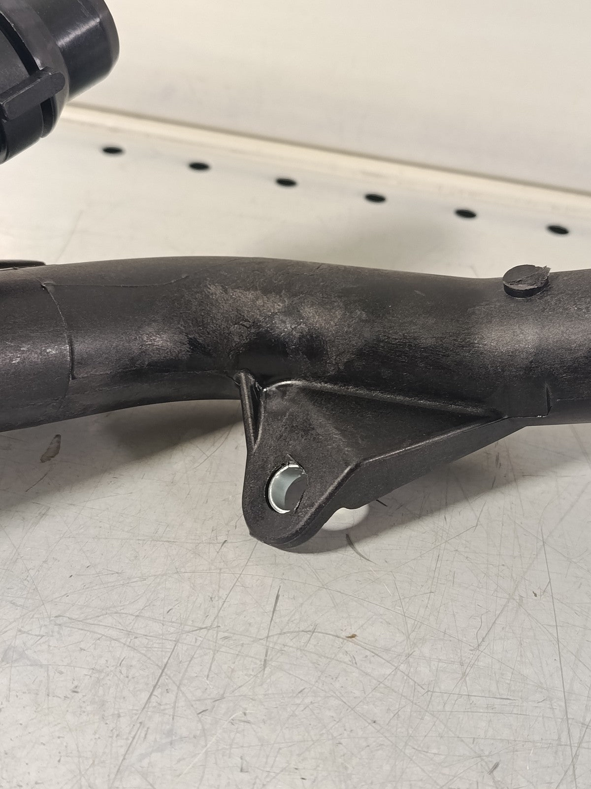 BMW Pipe, heater return-hose connection 11537802632 SWAG 20 10 1794
