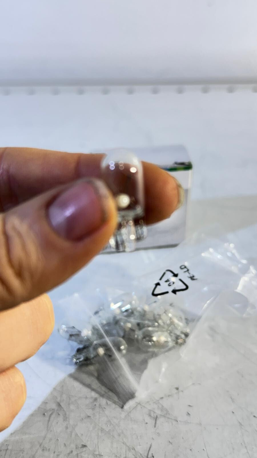 BOSCH Bulb 1 987 302 819 12V 5W bmw code 07119978373 10pc