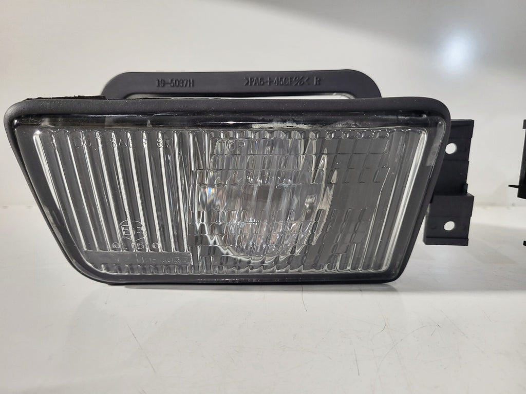 BMW E34 TYG Fog lights set 63178360941 63178360942