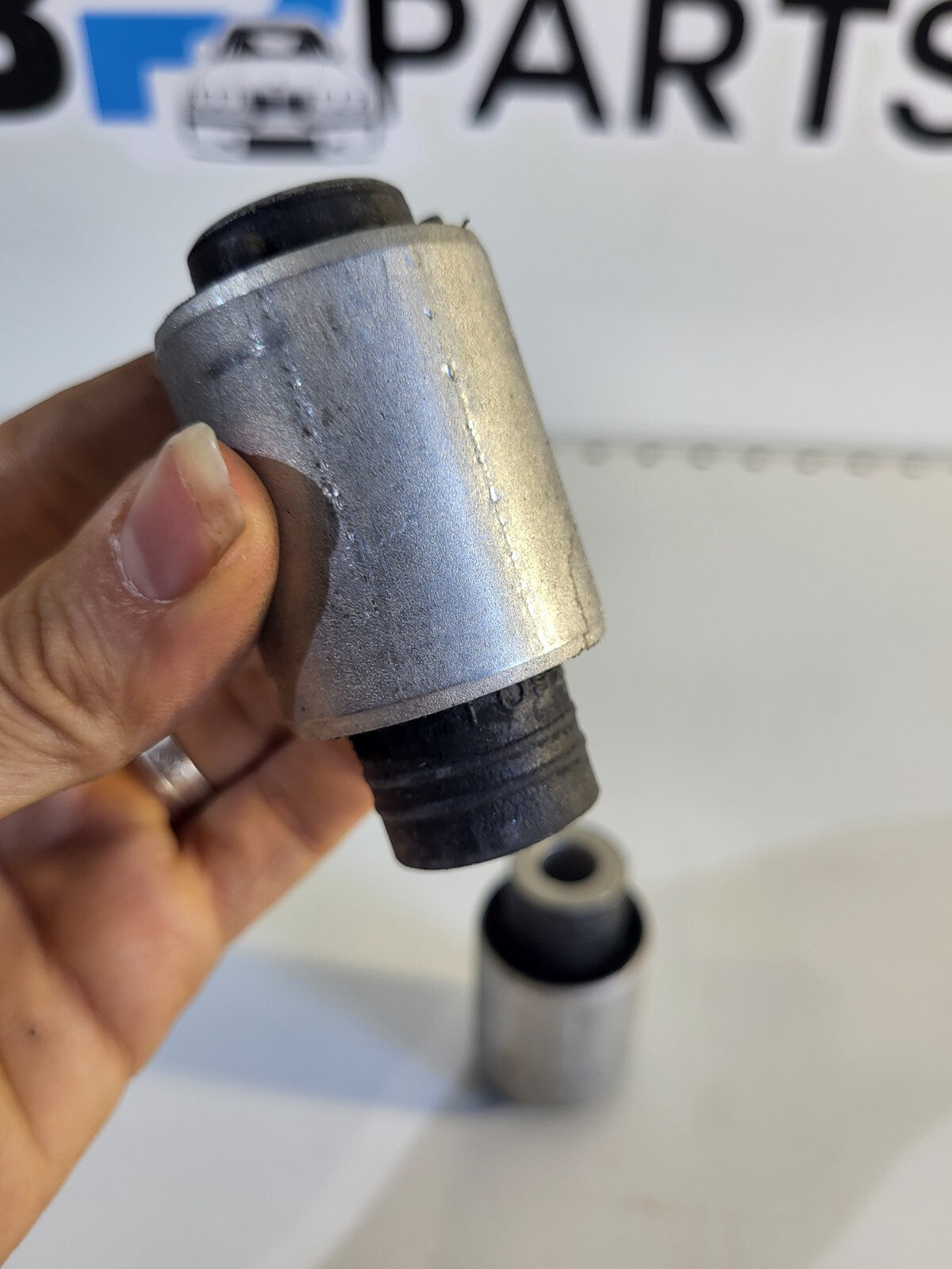 BMW Rubber Mounting 33321092247 1pc