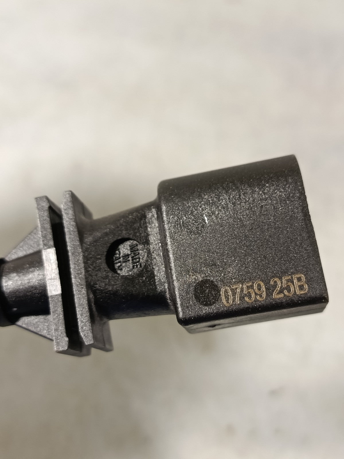 BMW Crankshaft sensor 13627809334 SWAG 33 10 3640