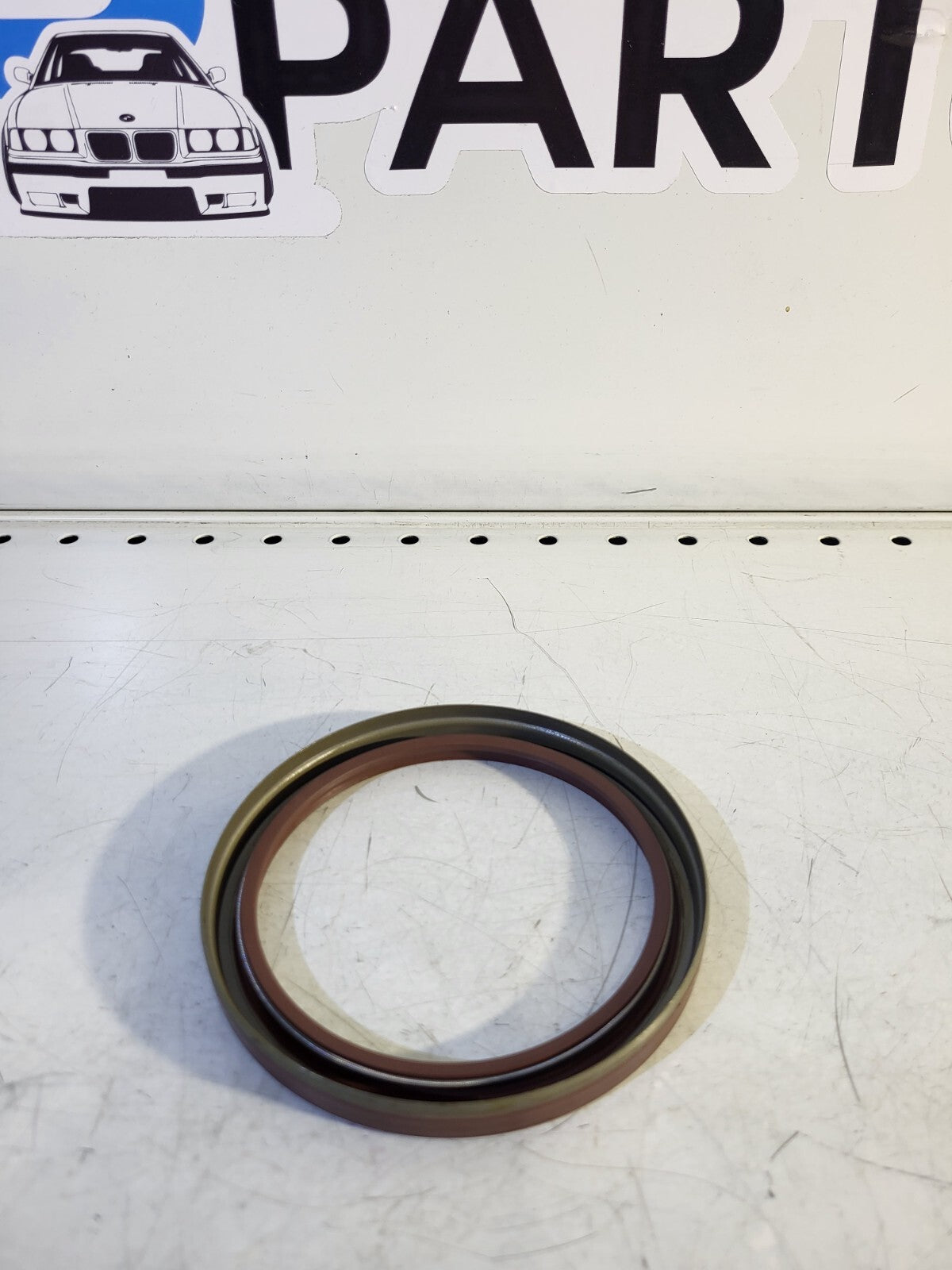 BMW E30 E36 E46 E39 Shaft seal (90X110X12) 11142249533 ZVCL276