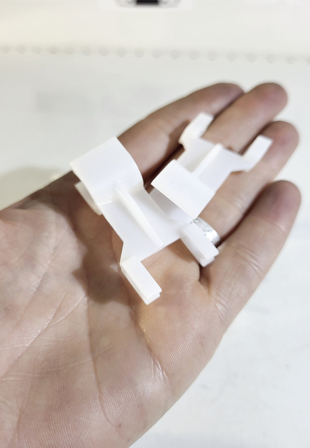 BMW Clip for brake pad wear sensor 34356779356 1pc