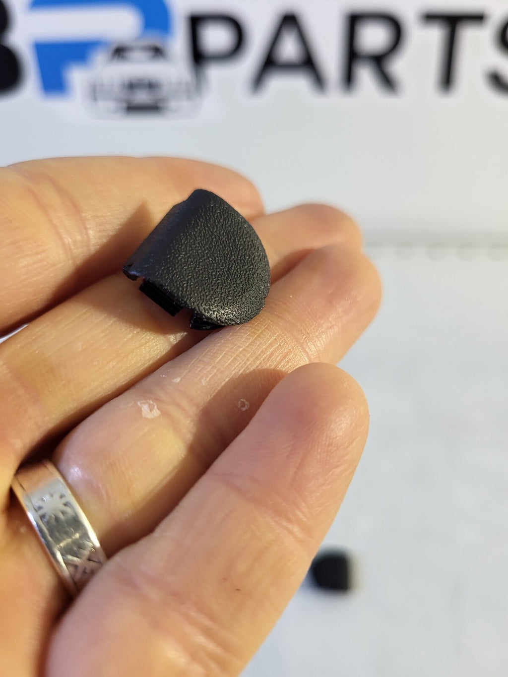 1Psc BMW E36 Cap door lining 51418132984