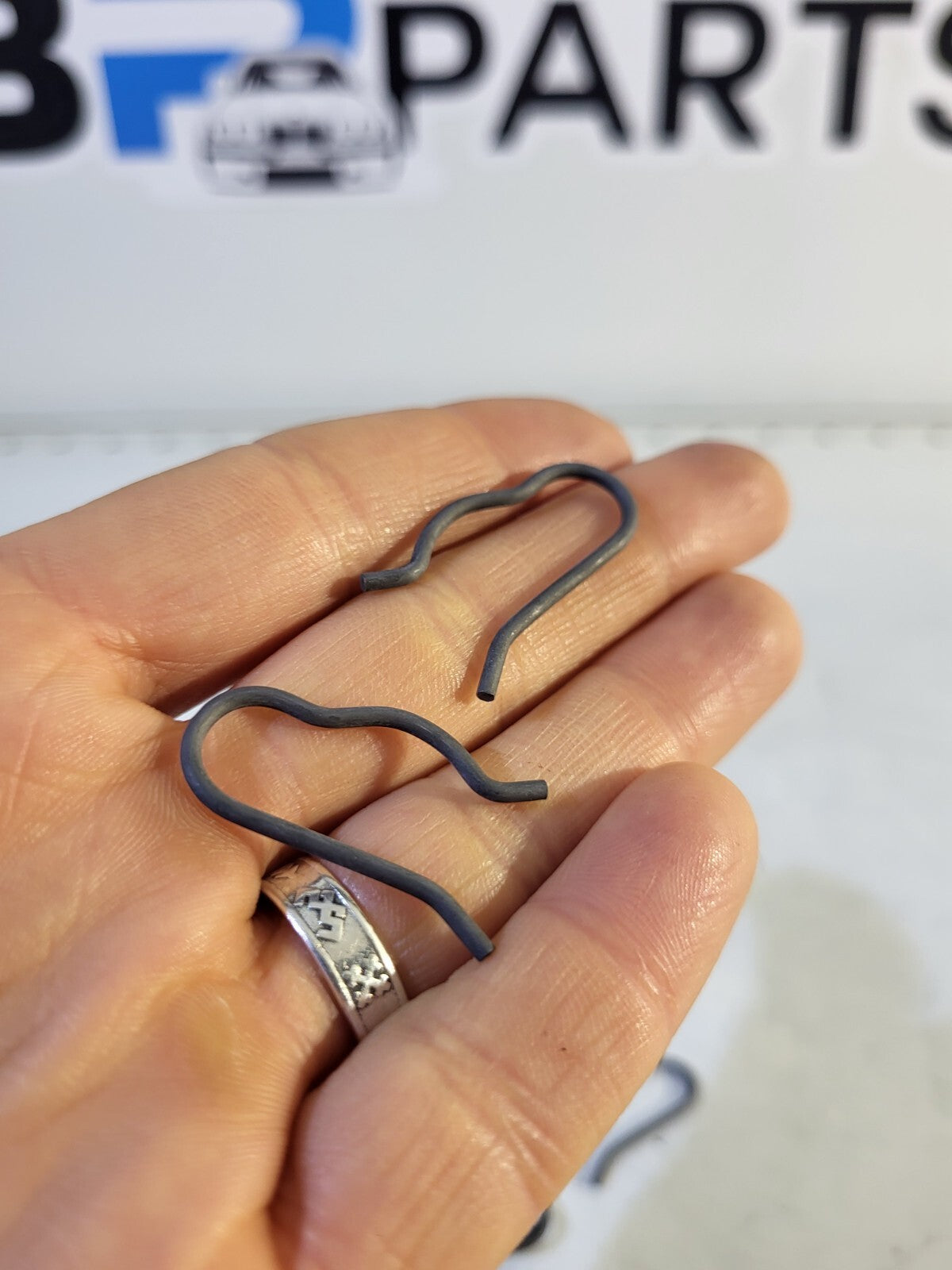 1Psc BMW E30 E36 E46 E32 Spring washer 52101928809