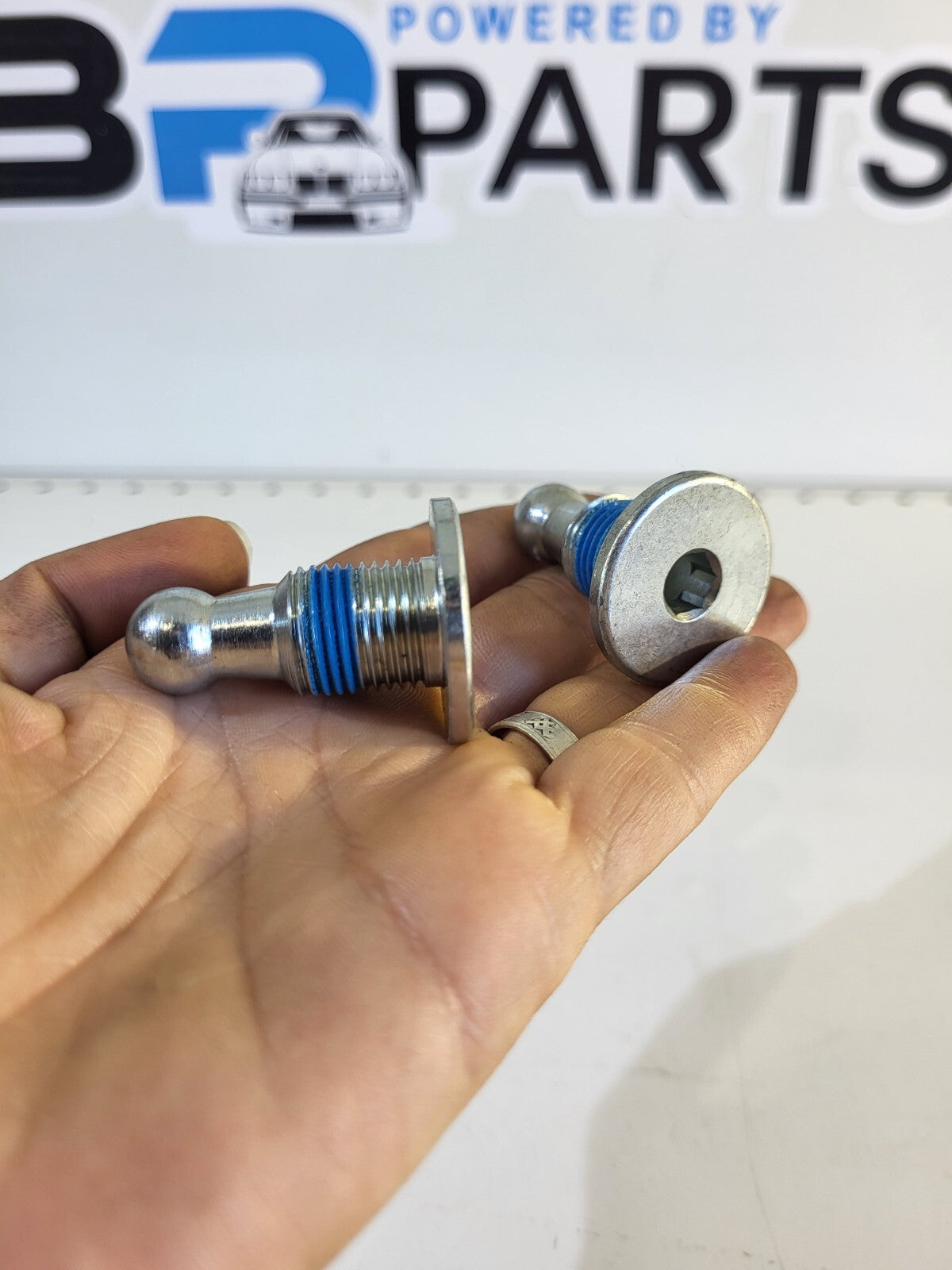 BMW Ball head bolt 41328199467 1PC