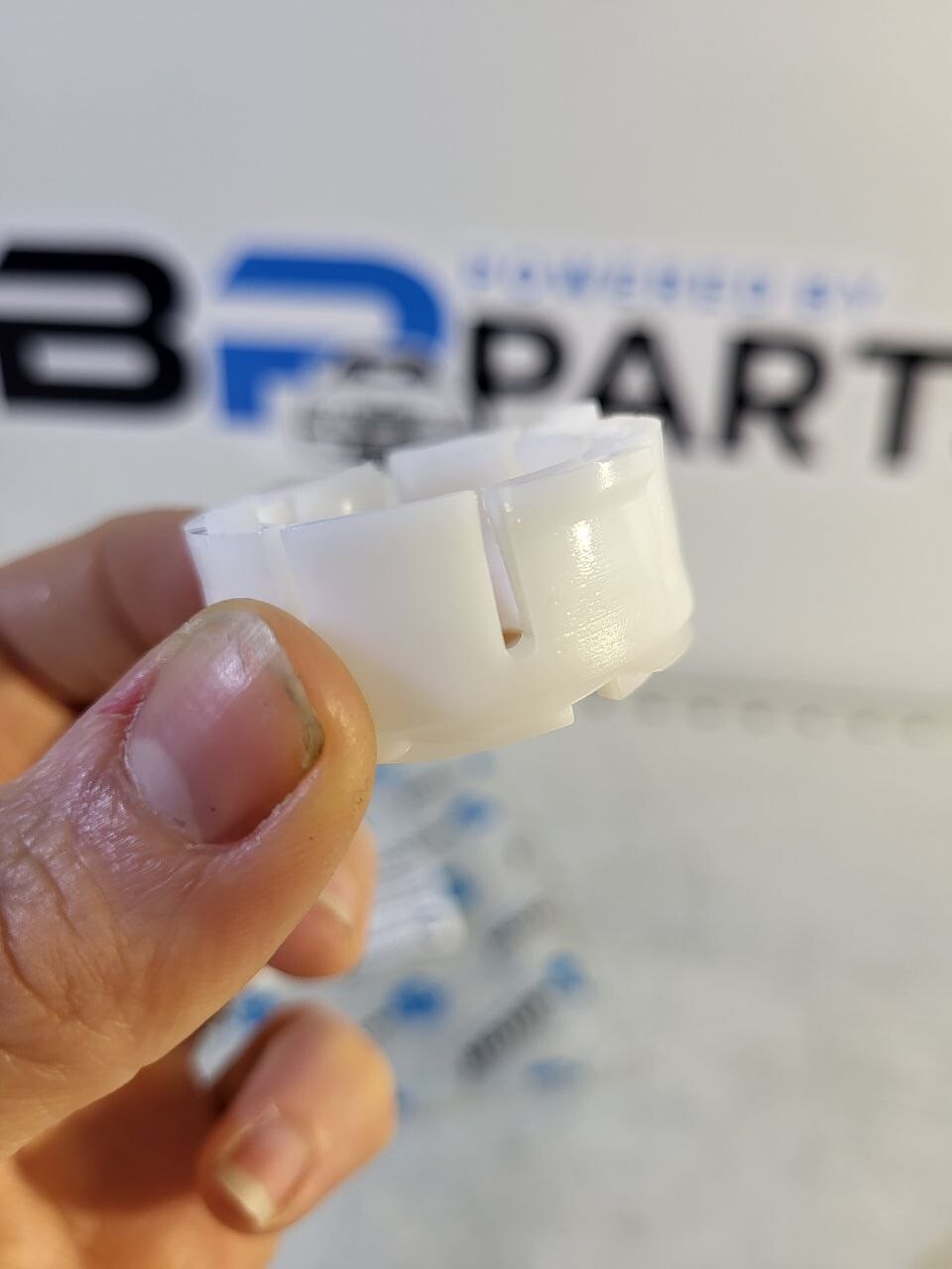 1Psc BMW E81 E87 E36 E46 E90 E39 E60 Bearing, shift lever 25111220600 DRM01257