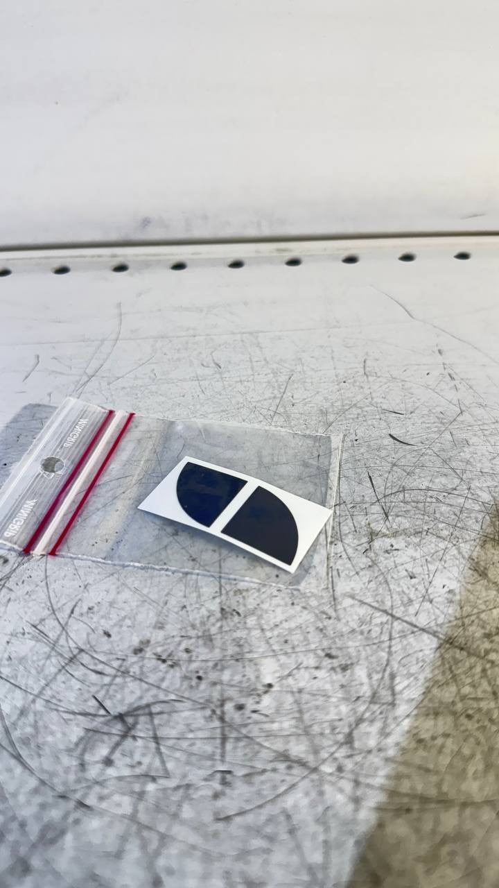 Black Emblem Sticker Set (1x) for Steering Wheel – High Quality Overlay Decal