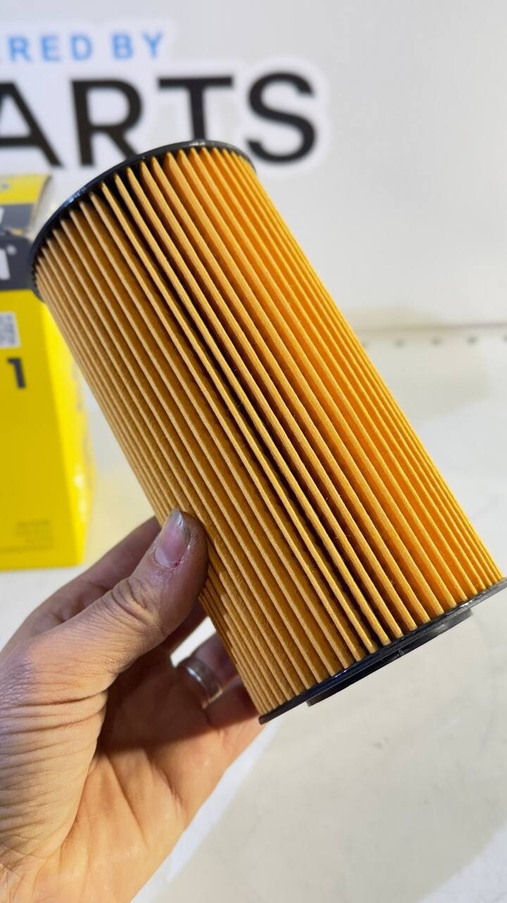 BMW E34, E36, E39, E38 Oil Filter (FILTRON) OE649/1 11422246131