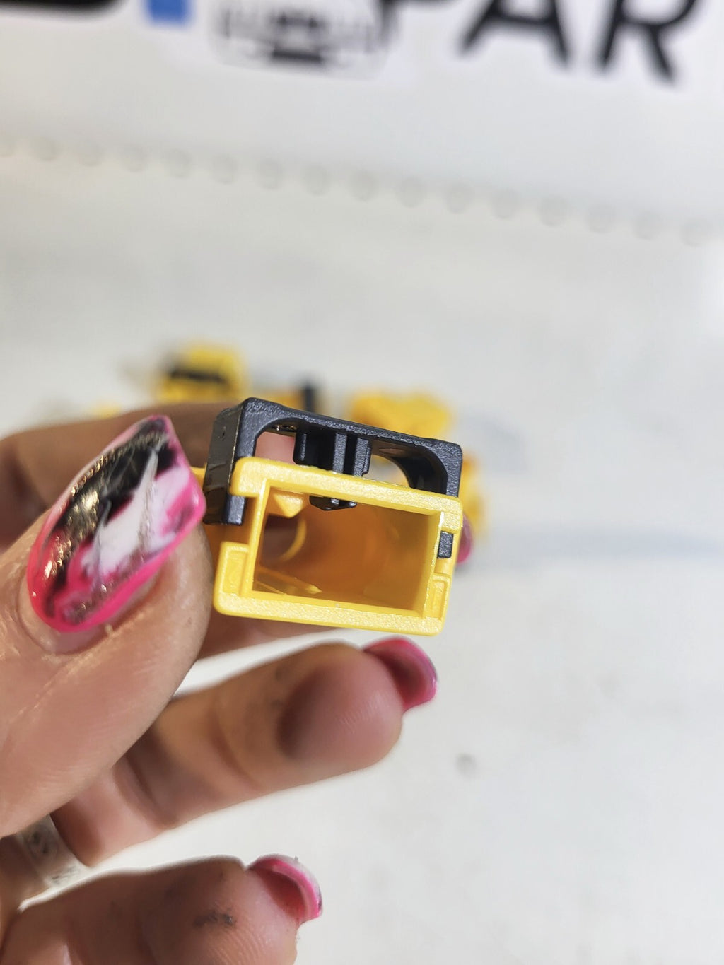 BMW E32 E34 E24 Plug housing 1 psc 61131378403