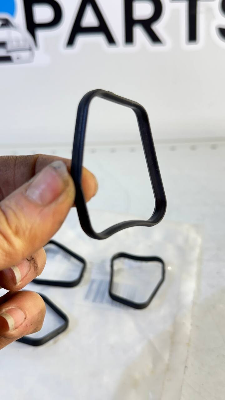 1Psc BMW E36, E34 Gasket for Thermostat Housing  (VAICO) V20-7148 11531740437