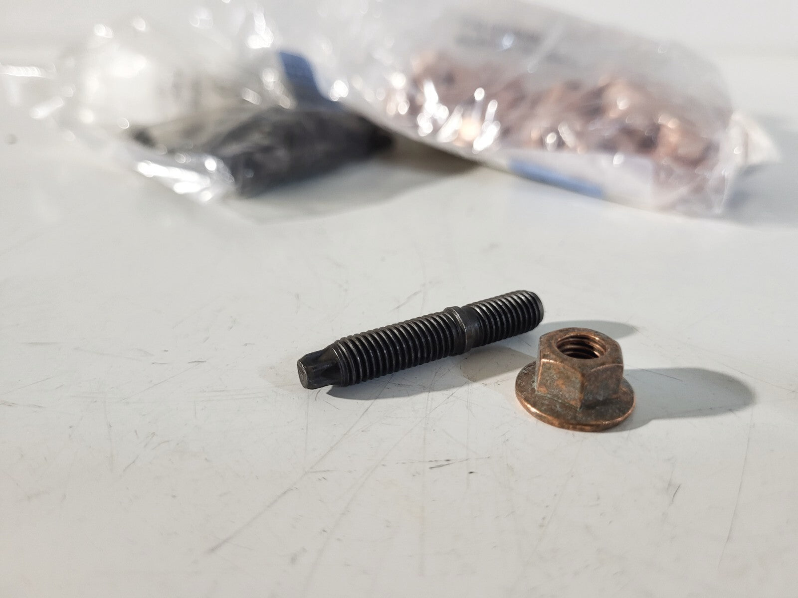 BMW ASA-stud bolt M7X39MM 11127593376 Hex nut 11721437202 1 + 1pc