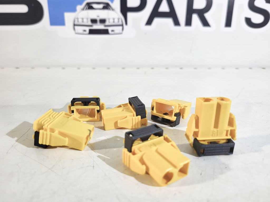 BMW E32 E34 E24 Plug housing 1 psc 61131378403