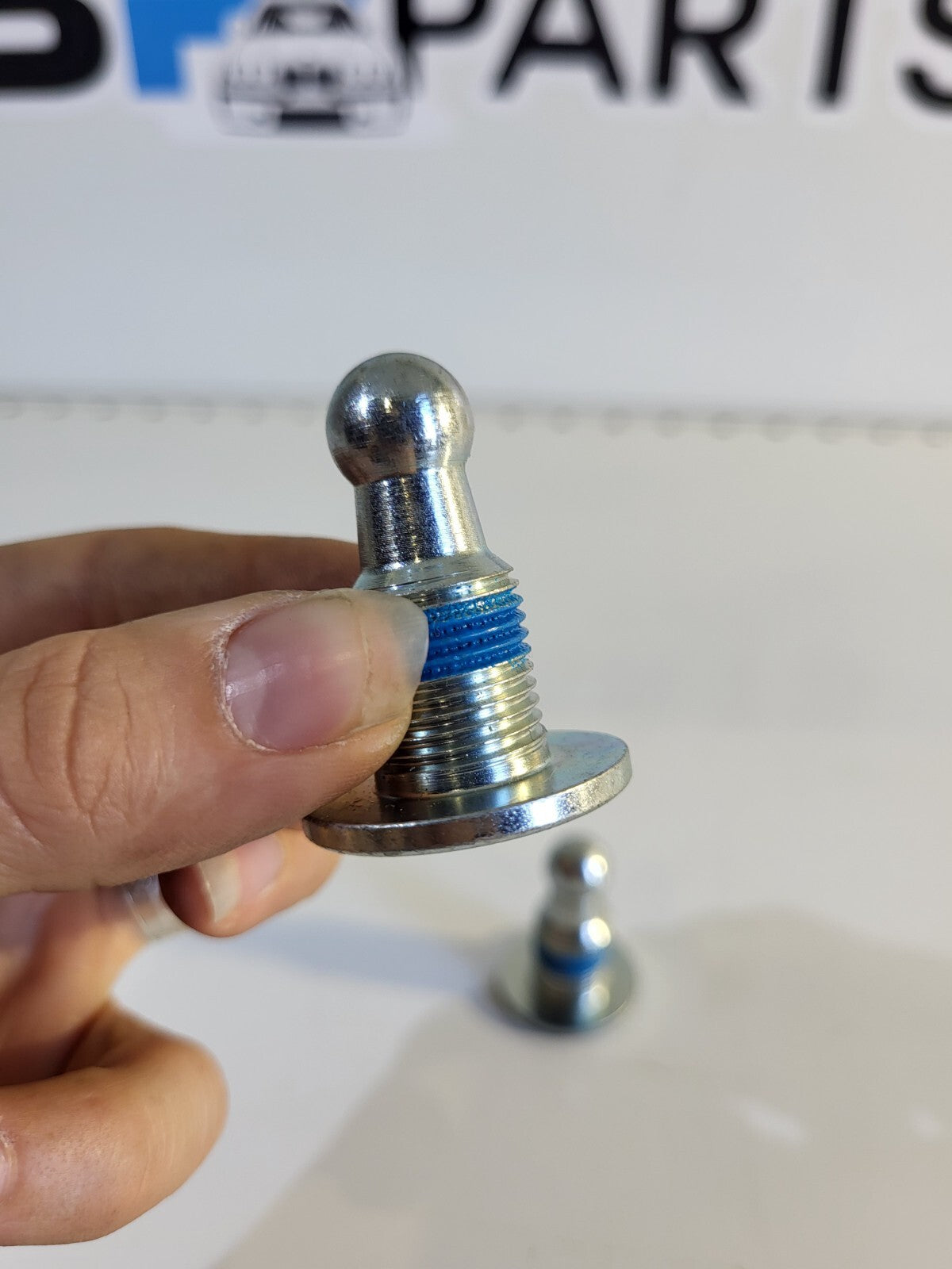 BMW Ball head bolt 41328199467 1PC