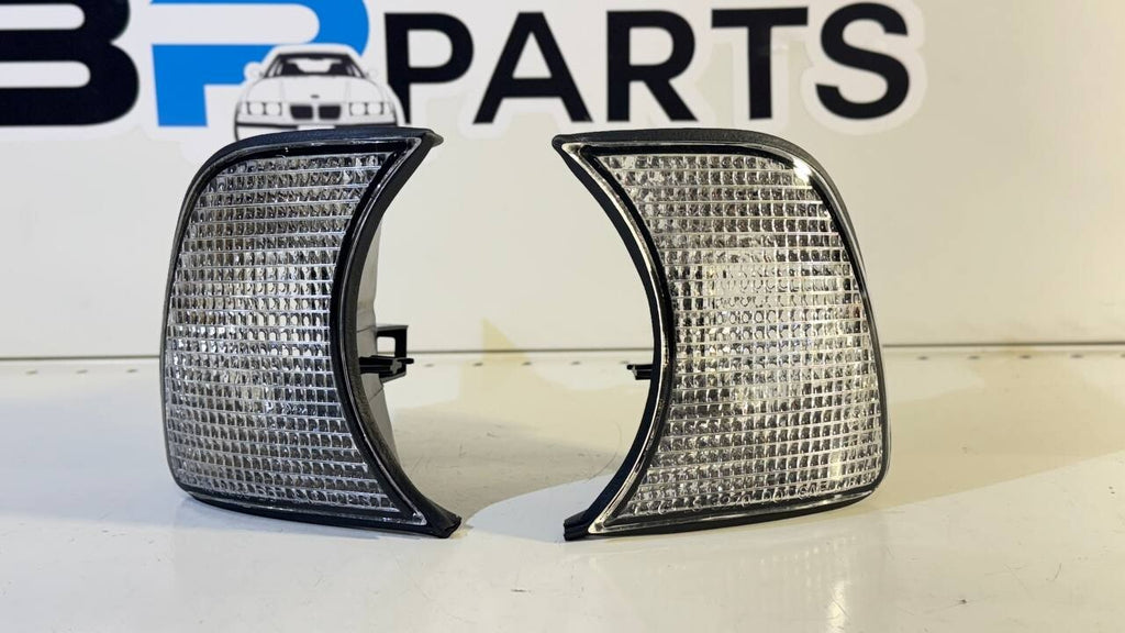 BMW E34  Left, right  turn indicator White 63131384033 63131384034