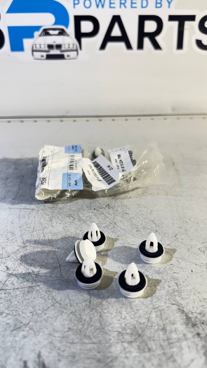 BMW Clip With Washer 51418224768 1PC