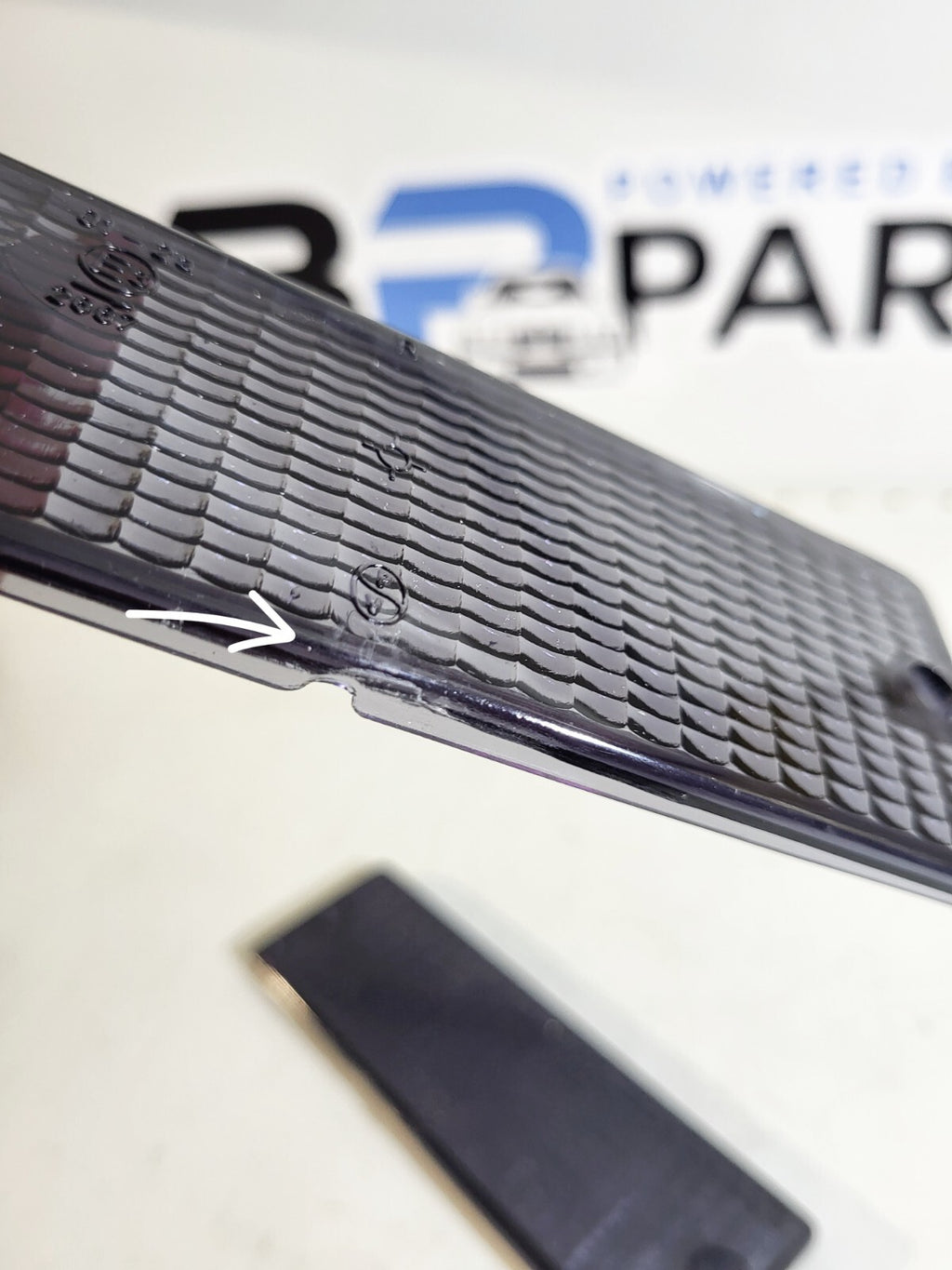 BMW E30 Front Indicators black set of 2  63131386015 63131386014 63131386011