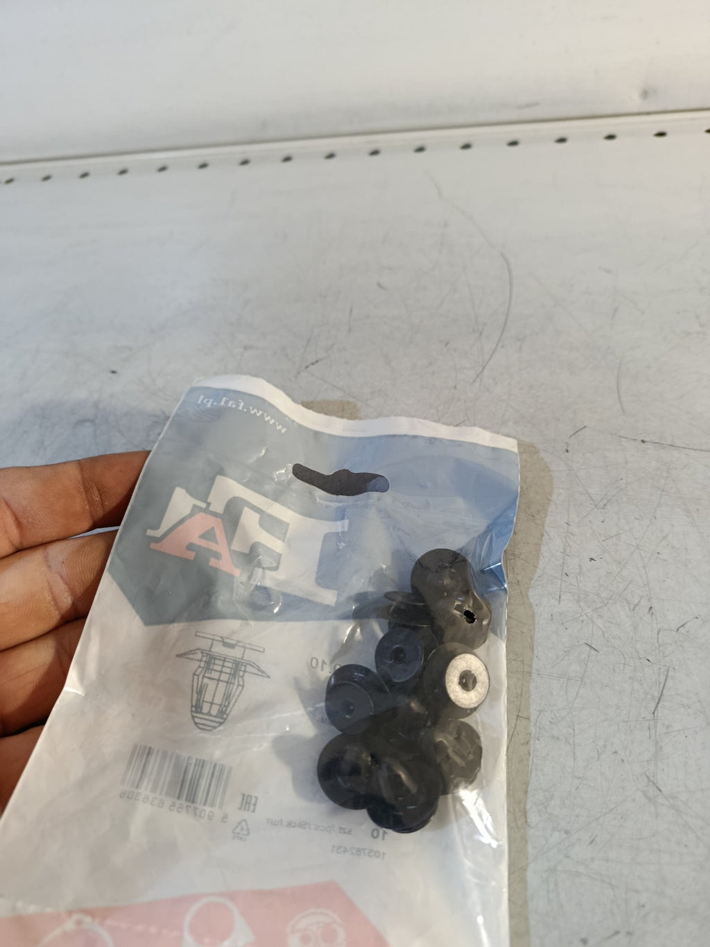 1Psc FA1 10-40089.10 BMW E36 E46 E34 E39 E38 E83 Clip black 51498123832