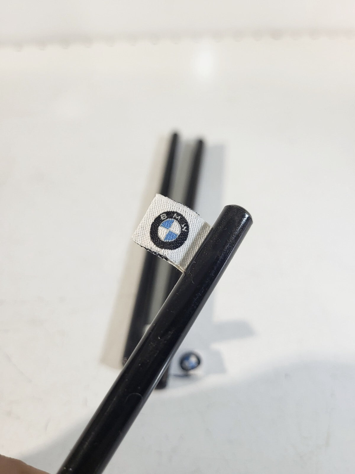 1PSC BMW  pencil flag label black 80560444559