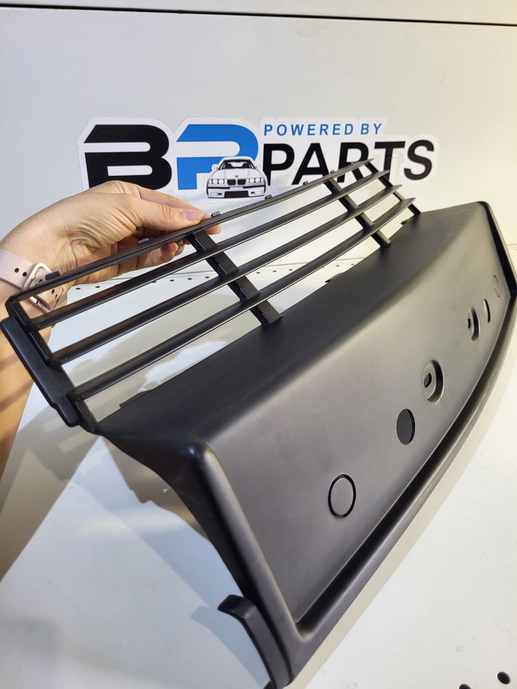 BMW E34 Grid 51111934337