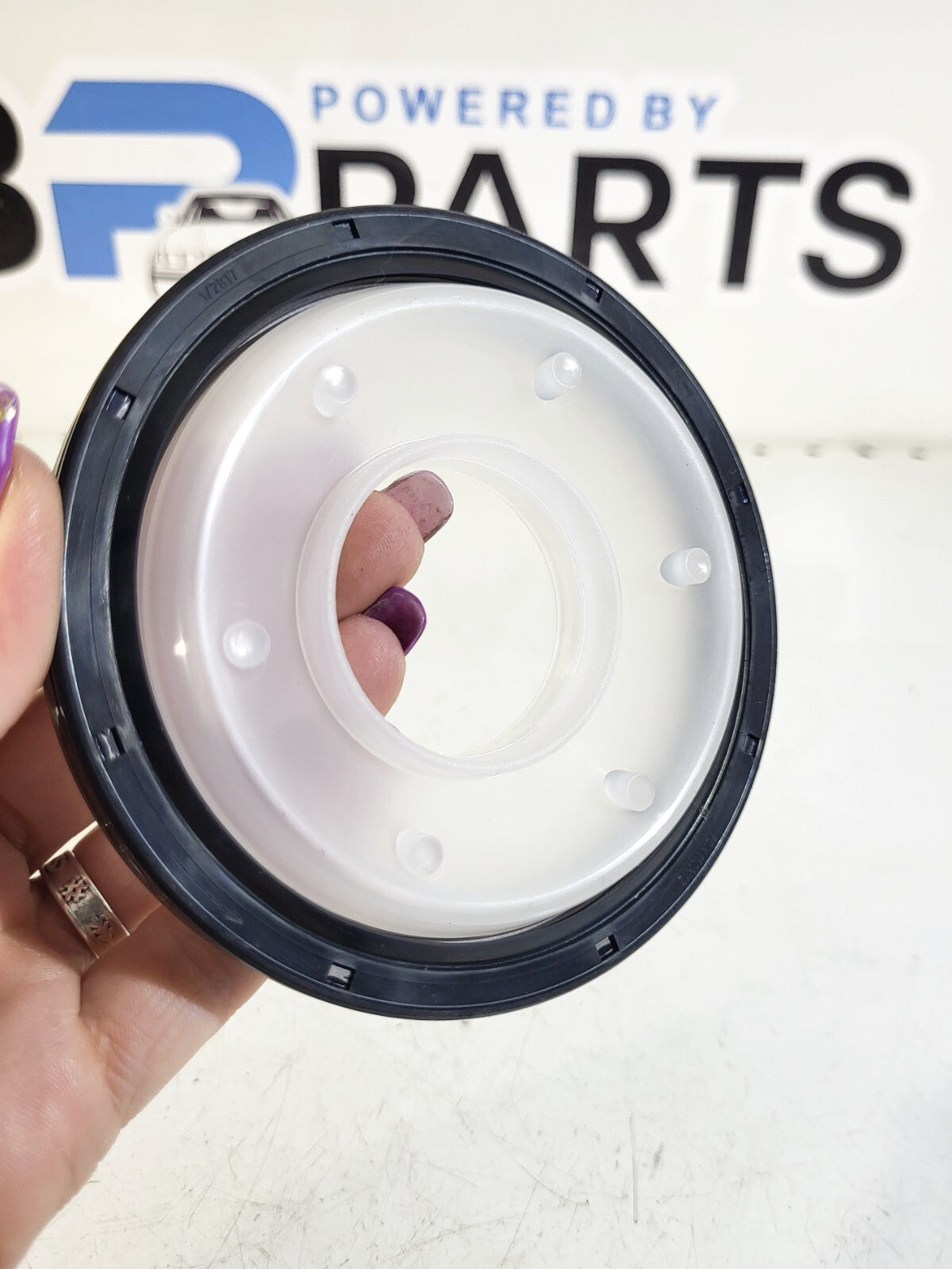 BMW E21 E36 E30 E46 E28 E39 E60 X3E83 X5E53 Shaft seal 11142249533 301870