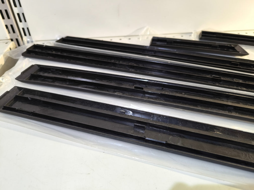 BMW E36 (Sedan,Touring) Retrofit Kit, M Moldings 82119403144