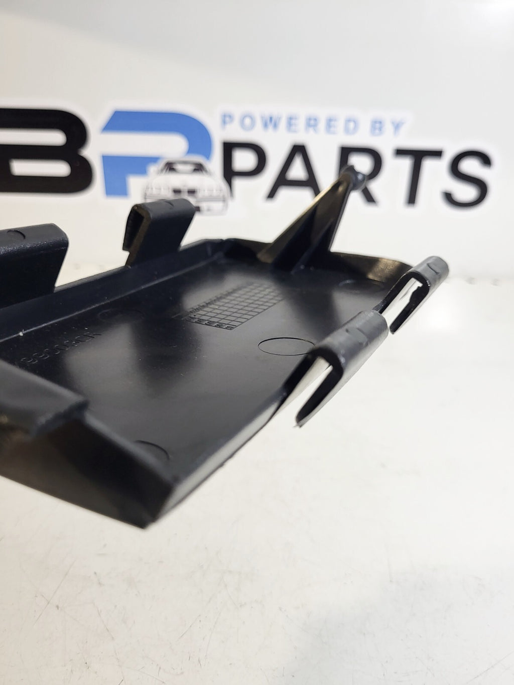 BMW E34 Cover front foglight cut-out, right 51111946498