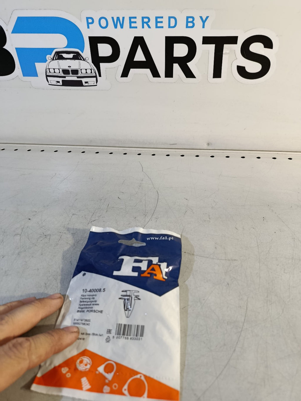 1Psc FA1 BMW E36 E46 E34 E39 E38 E53 E70 E71 Clip Natur 51411973500