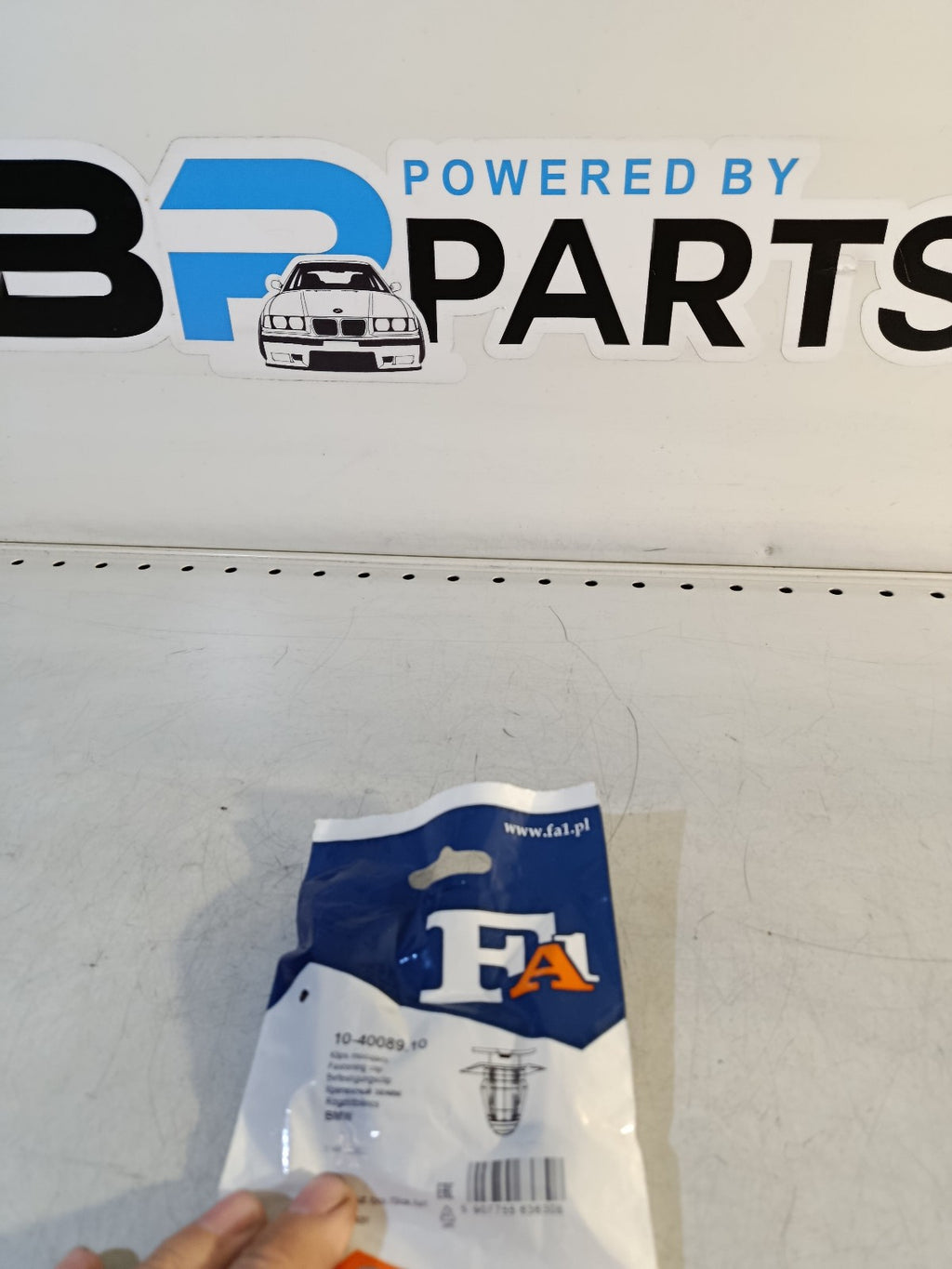 1Psc FA1 10-40089.10 BMW E36 E46 E34 E39 E38 E83 Clip black 51498123832