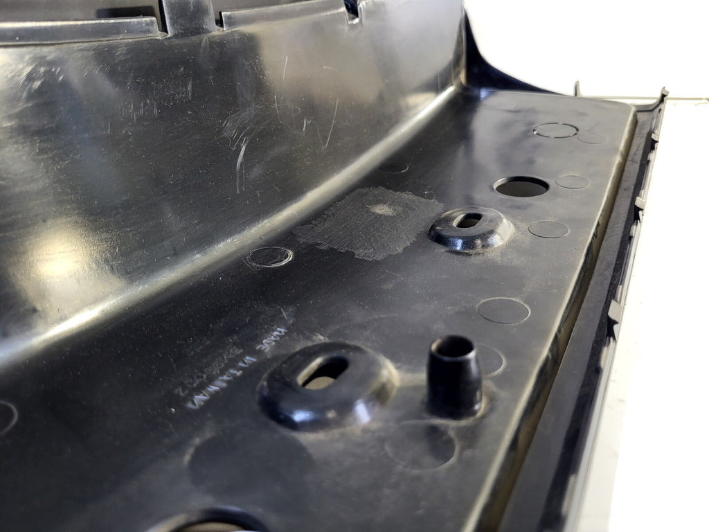 BMW E34 Grid 51111934337