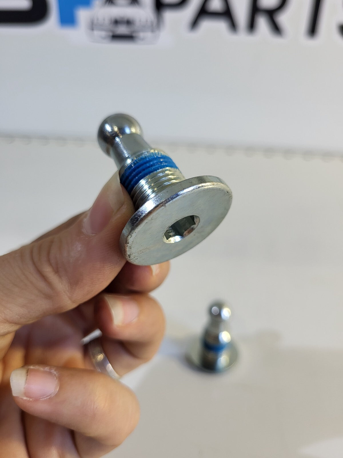 BMW Ball head bolt 41328199467 1PC