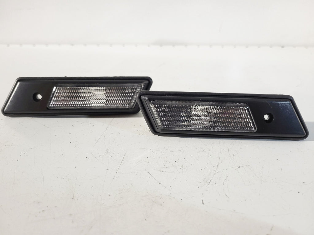 BMW E36  Addit. turn indicator lamp, left /right,  WHITE 82199404391 82199404392