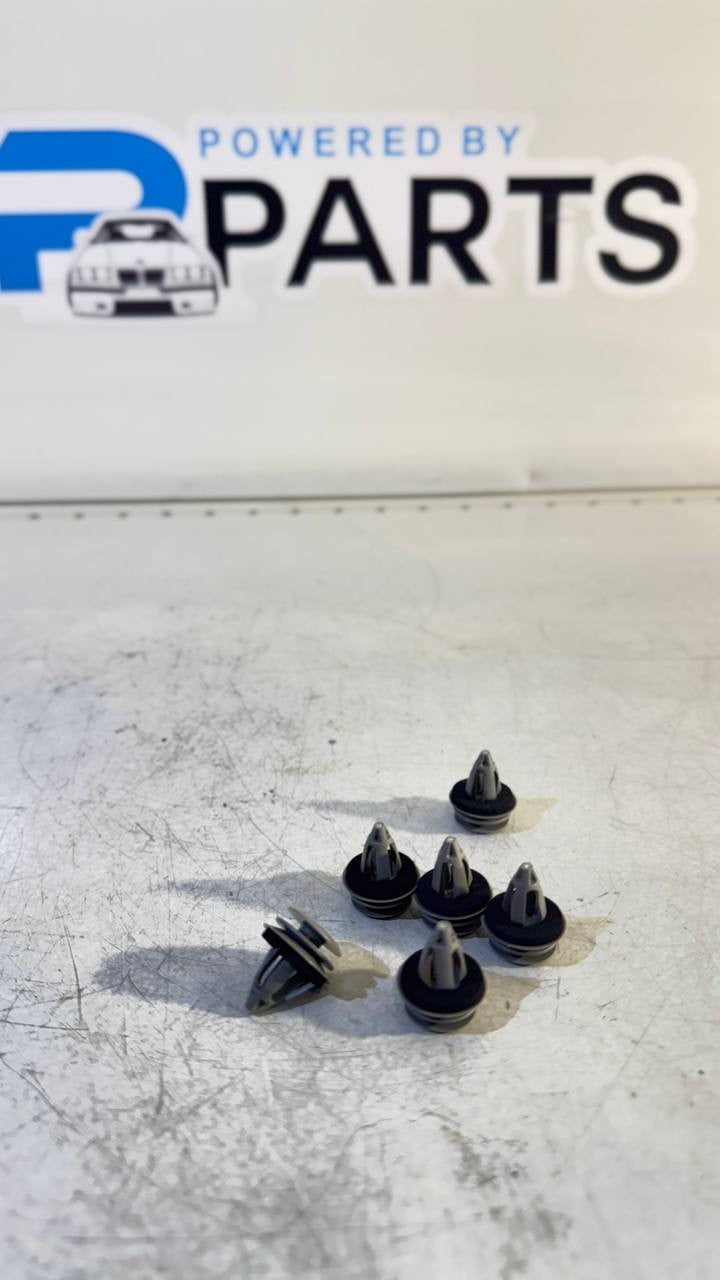 BMW Clip With Seal Ring 51418224781 1PC