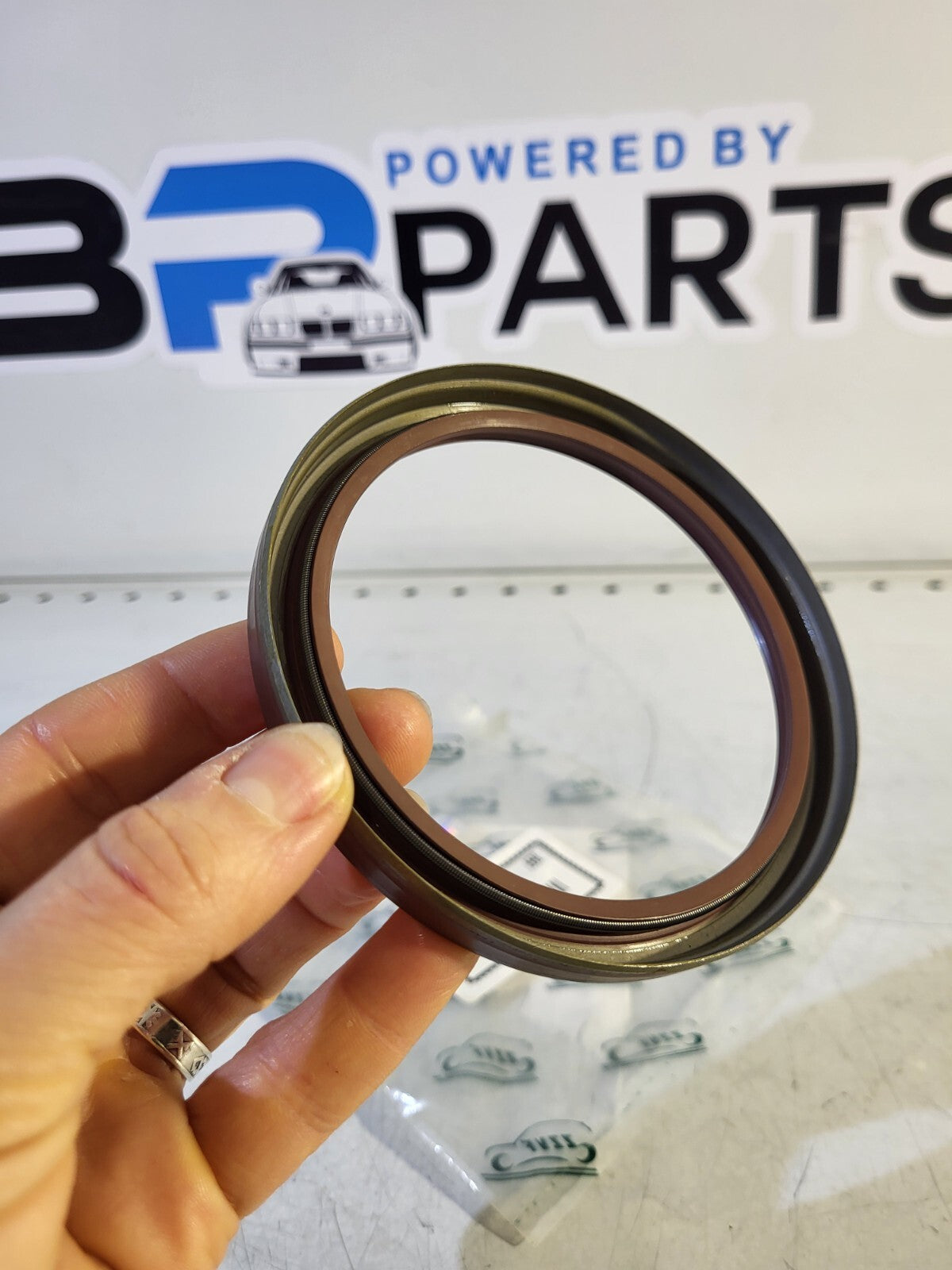 BMW E30 E36 E46 E39 Shaft seal (90X110X12) 11142249533 ZVCL276