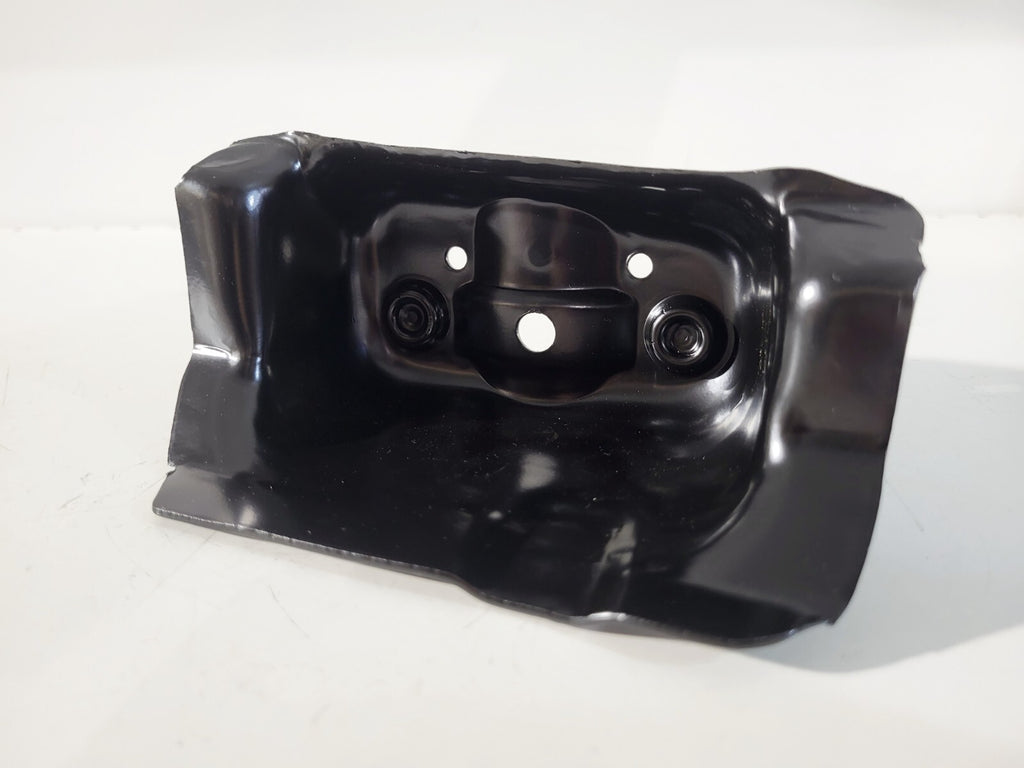 BMW E36  Left stabilizer support 41118151121 1PC