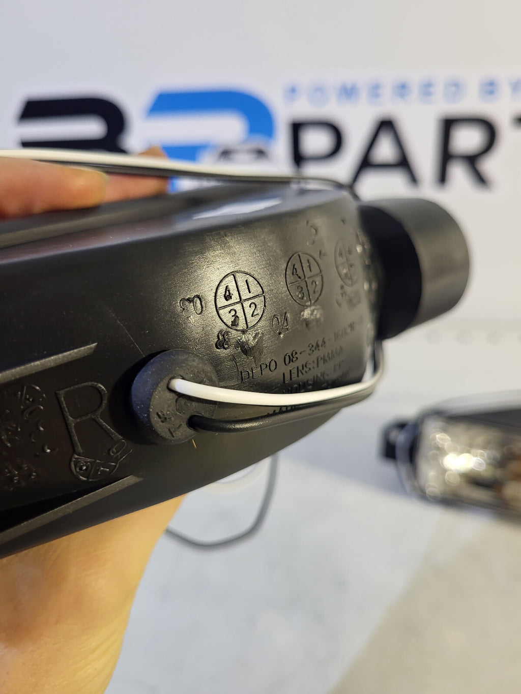 BMW E30 Front indicators clear 63131381747 63131381748