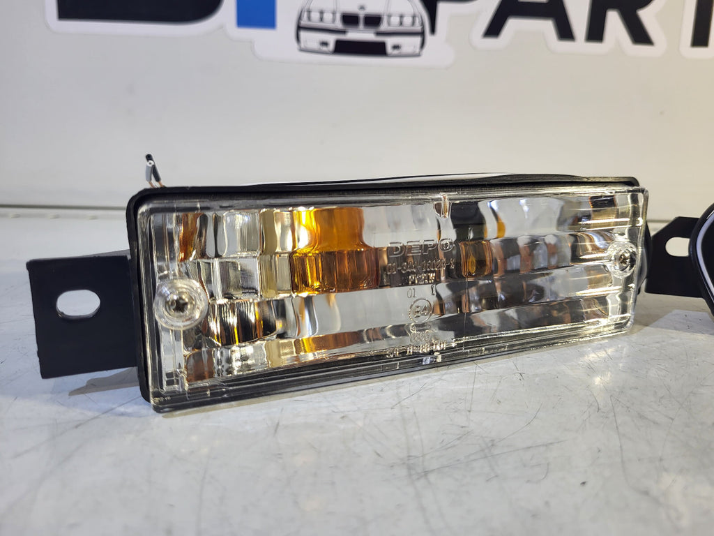 BMW E30 Front indicators clear 63131381747 63131381748