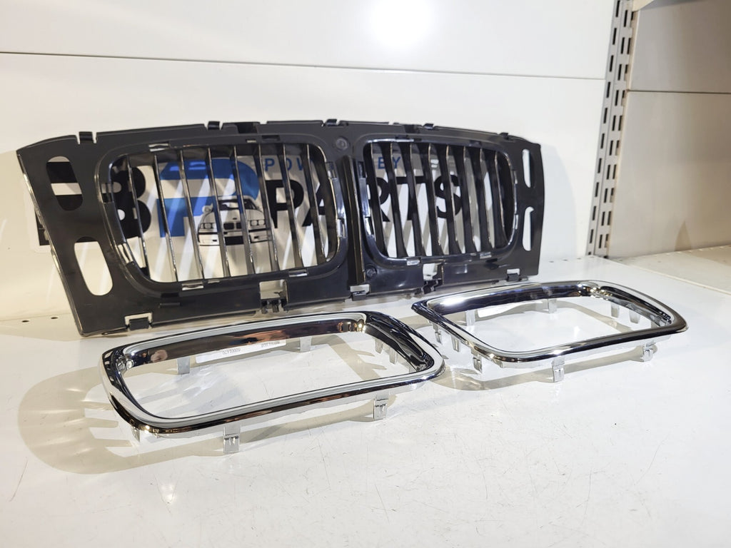 BMW E34 Set of Grille and Decorative frames 51138148727 51138148726 51138148725