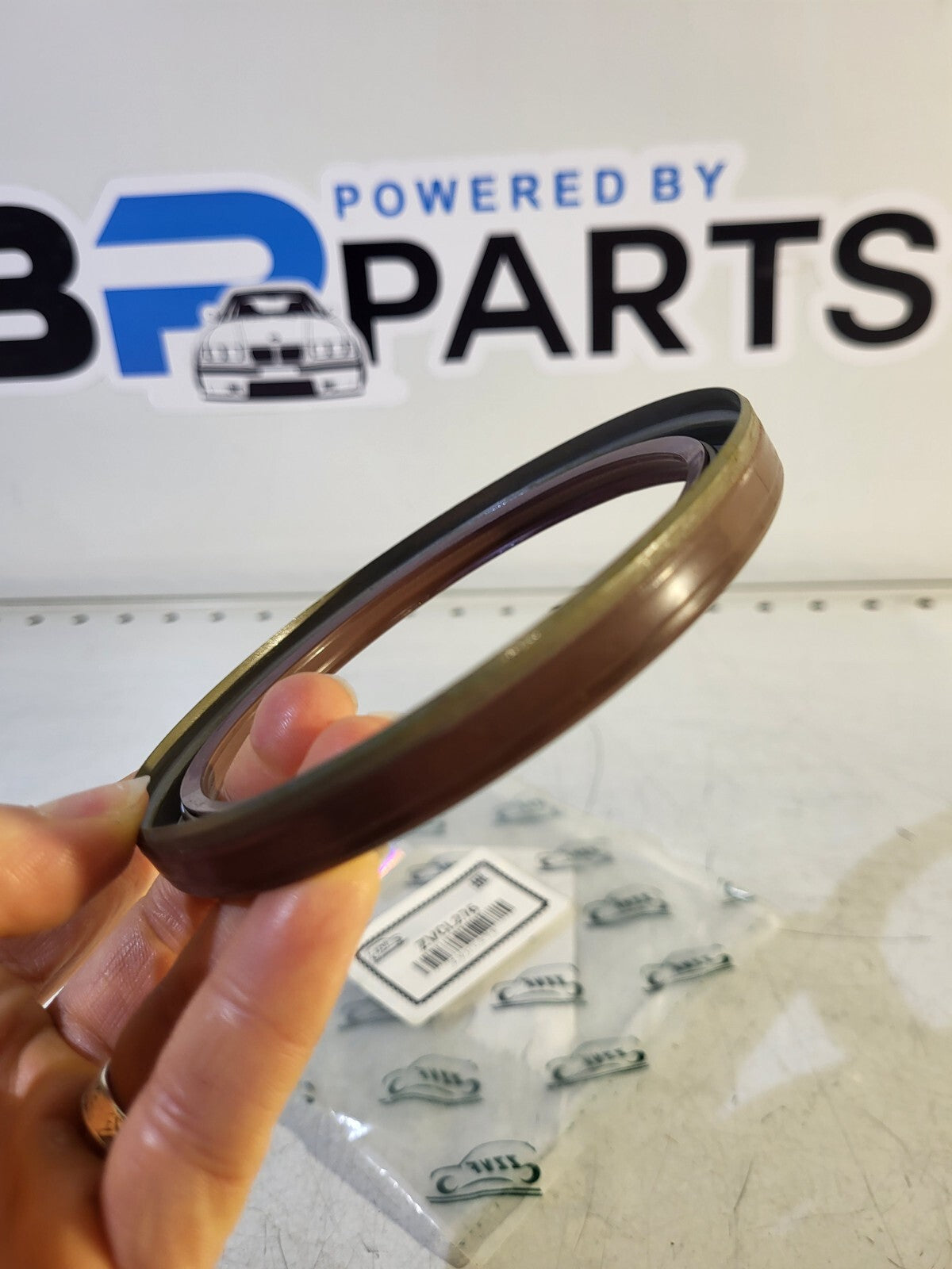 BMW E30 E36 E46 E39 Shaft seal (90X110X12) 11142249533 ZVCL276