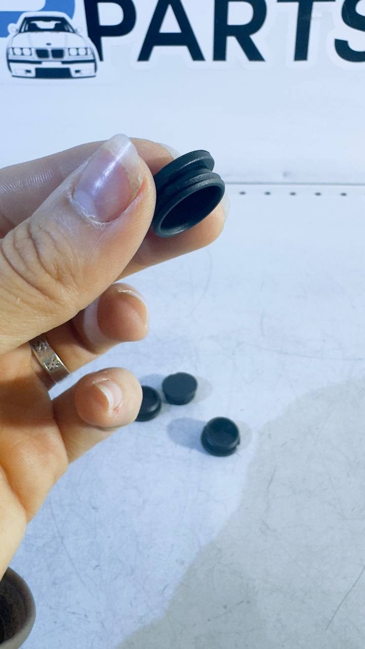 BMW X3 E83 Bolt Covering Cap Recessed Door Opener 51413412083 1PC