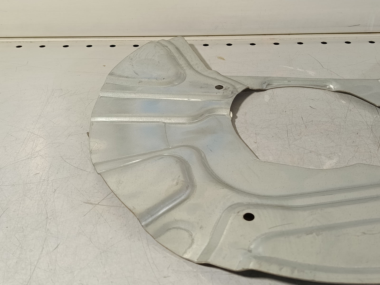 BMW X3 E83 3.0d brake Protection plate left 34113411871 KLOKKERHOLM 0093377