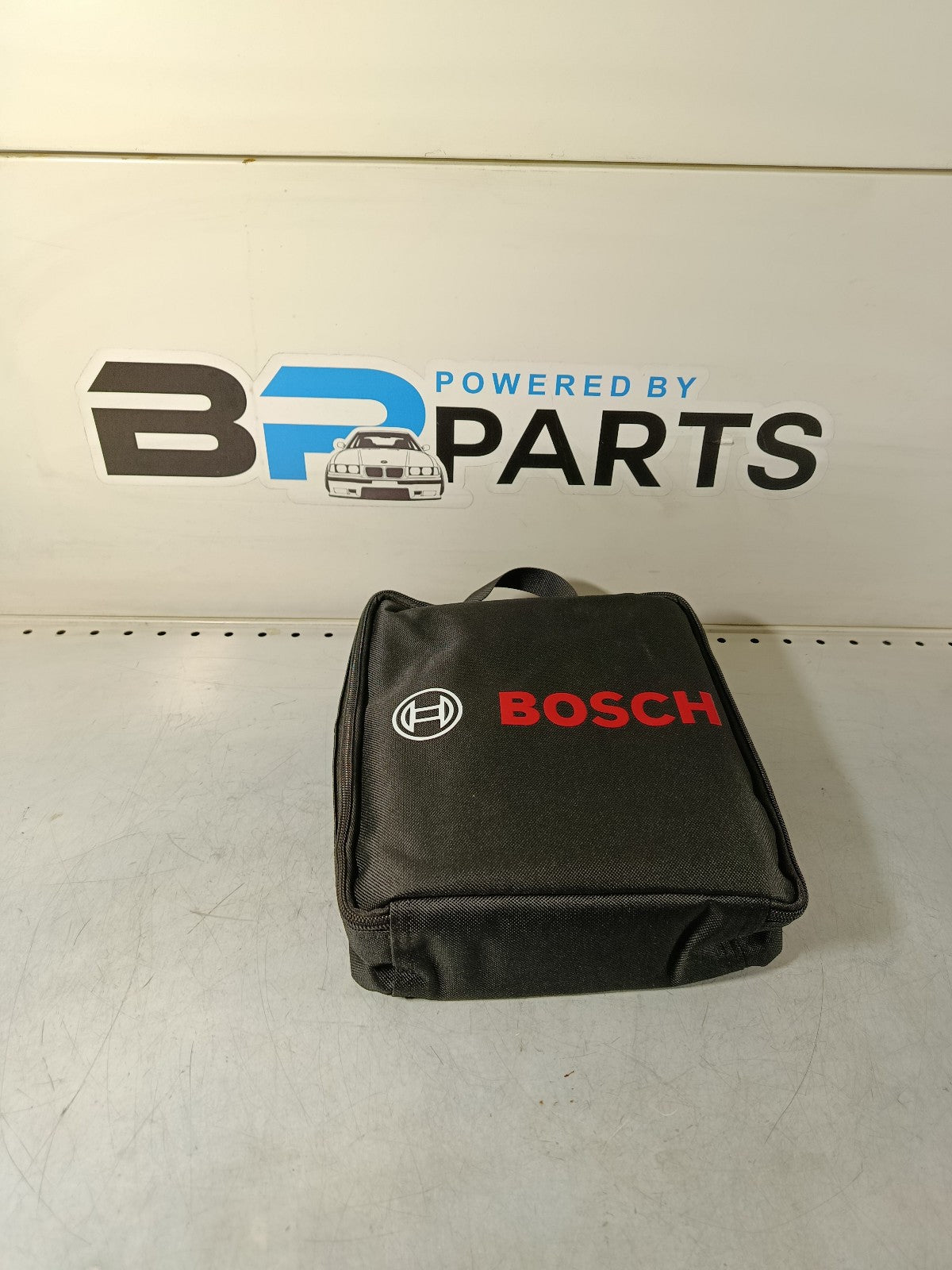 BOSCH Battery charger C70 28,8V 10A 0 189 911 070