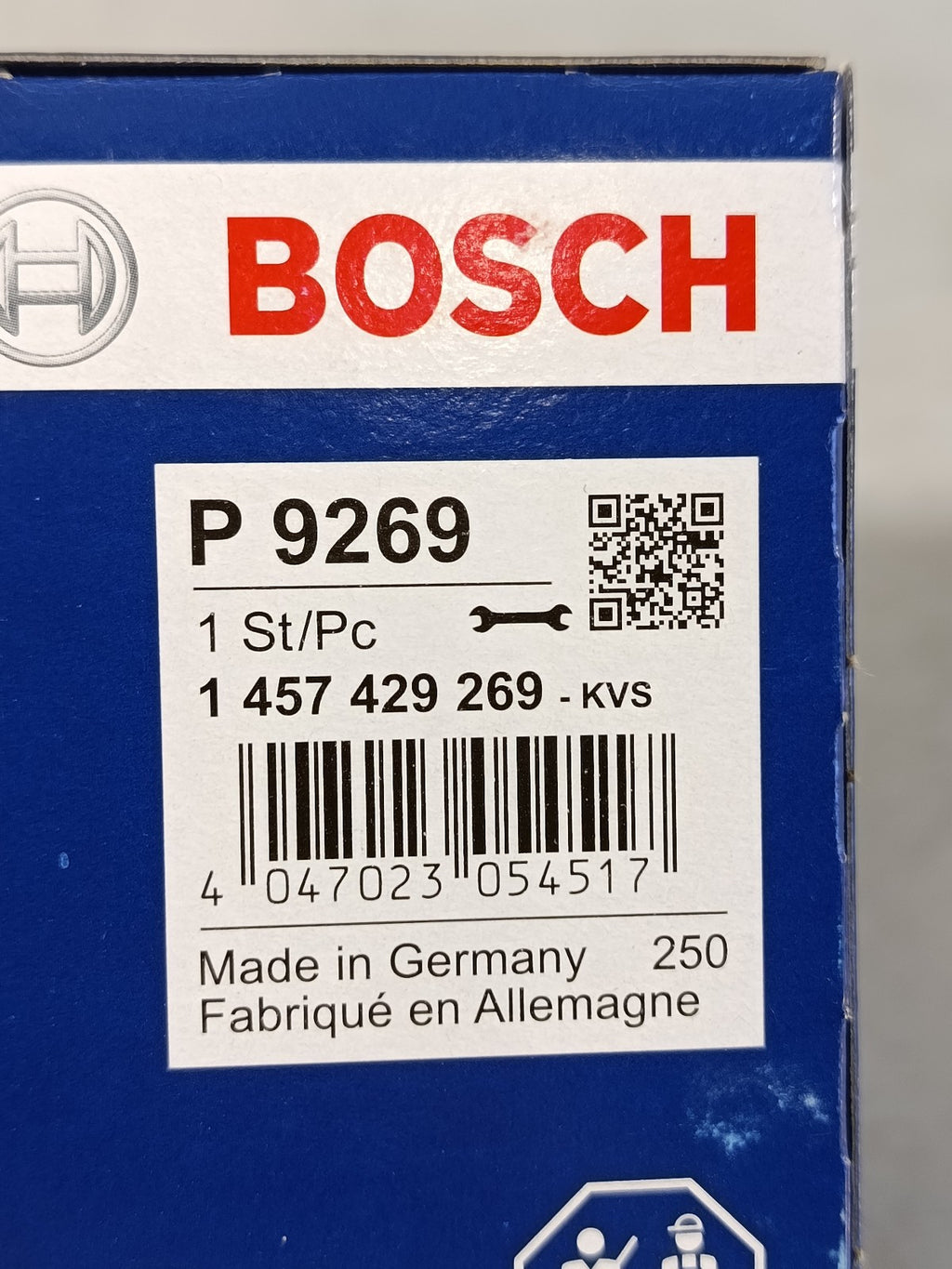 BMW E92 oil filter element 11428683196 11427953129 BOSCH 1 457 429 269