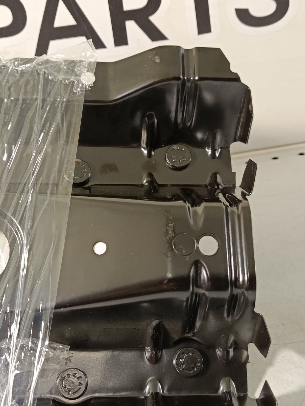 BMW e36 coupe sedan Bracket exhaust, rear 41118122355