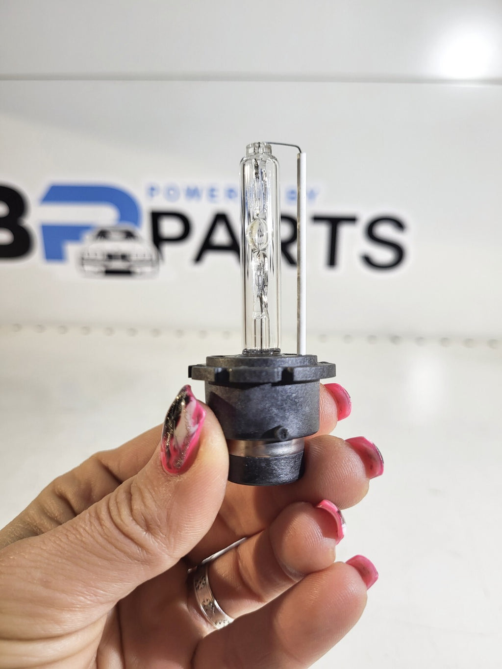 BMW E46 E60 E61 Bulb Xenon light D2S 6000K 1 psc 07119904790