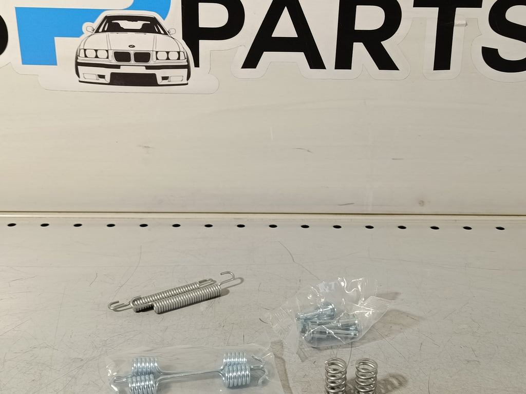 BMW e92 325i Repair kit springs 34410410823 QUICK BRAKE 105-0801