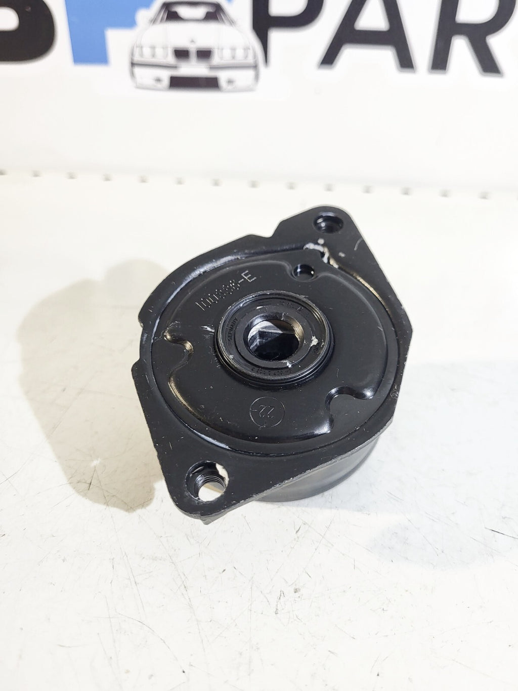 BMW E38 E39 E46 X5E53 Belt tensioner 64557786076 534023910