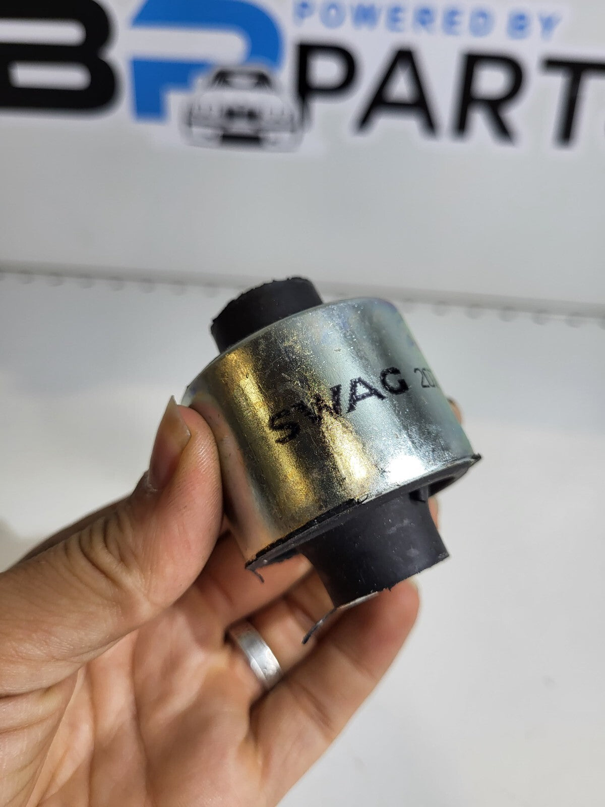 BMW E36, E46, X3 E83, Z1, Z4 E85, Z4 E86, Z4 E89 Rubber Mounting 33321136311 1PC